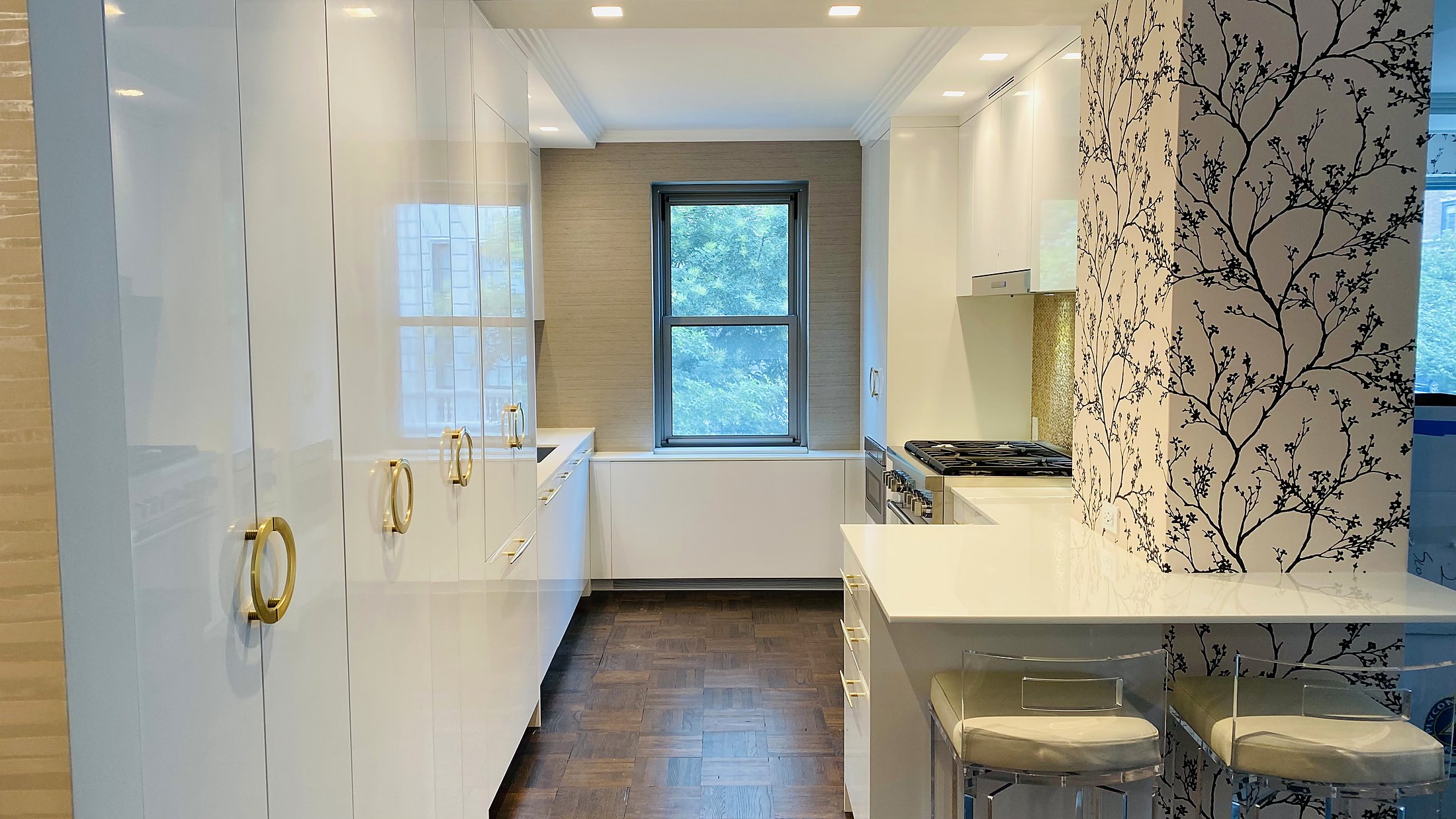 650 Park Avenue co-op kitchen